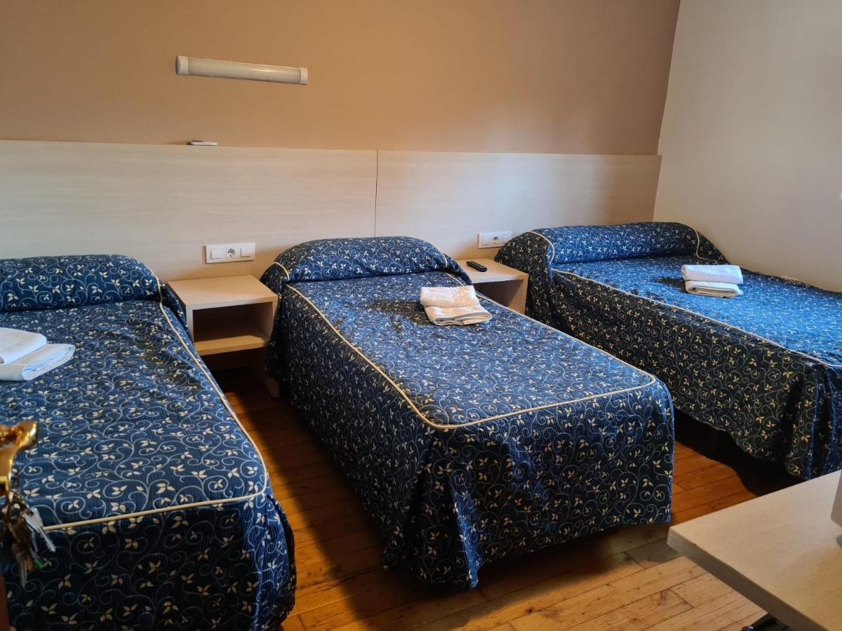 Pension La Principal Torrelavega Luaran gambar