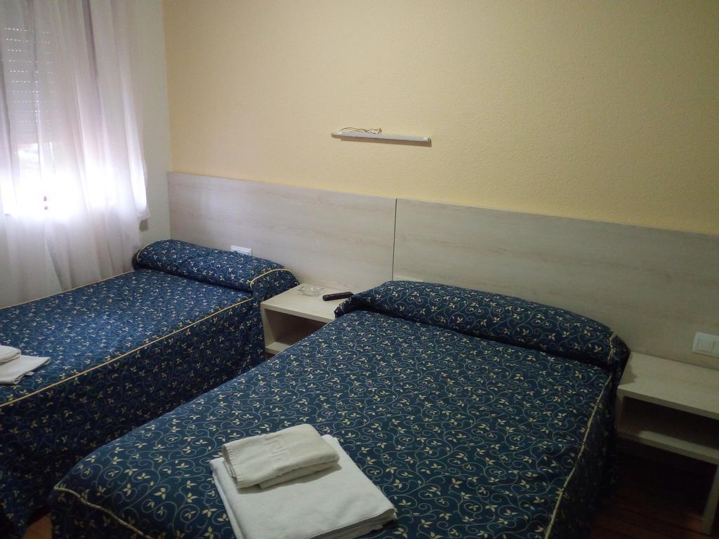 Pension La Principal Torrelavega Luaran gambar