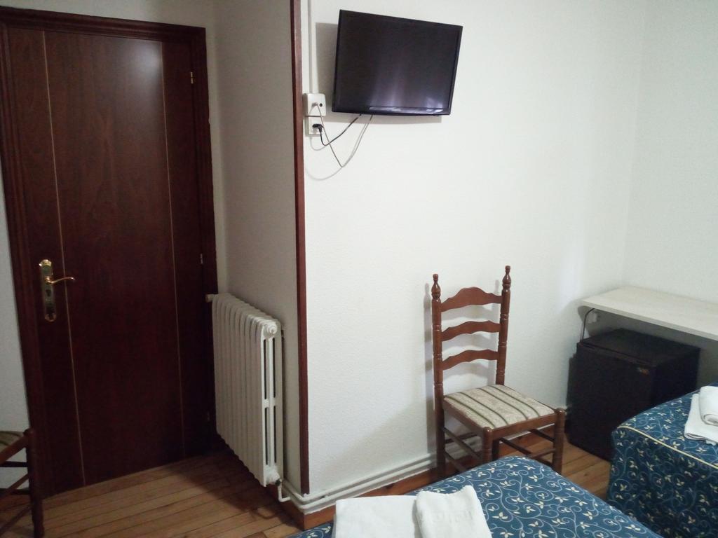 Pension La Principal Torrelavega Luaran gambar