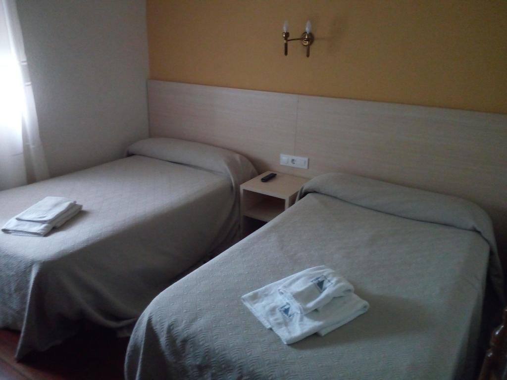 Pension La Principal Torrelavega Luaran gambar
